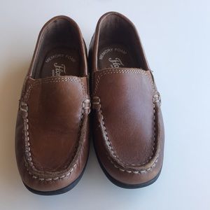 Toddler loafers in GREAT condition